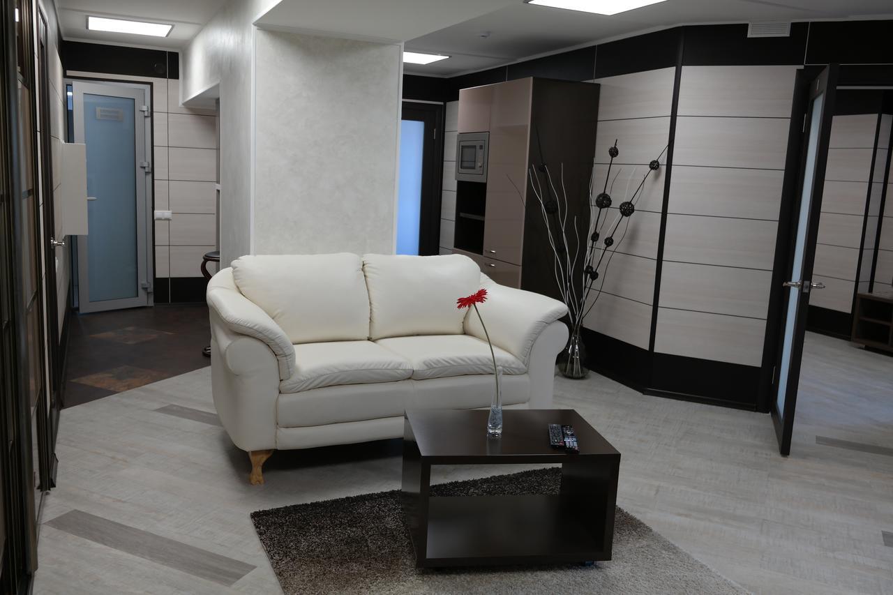 Apartments Daf-Center Οράλ Εξωτερικό φωτογραφία